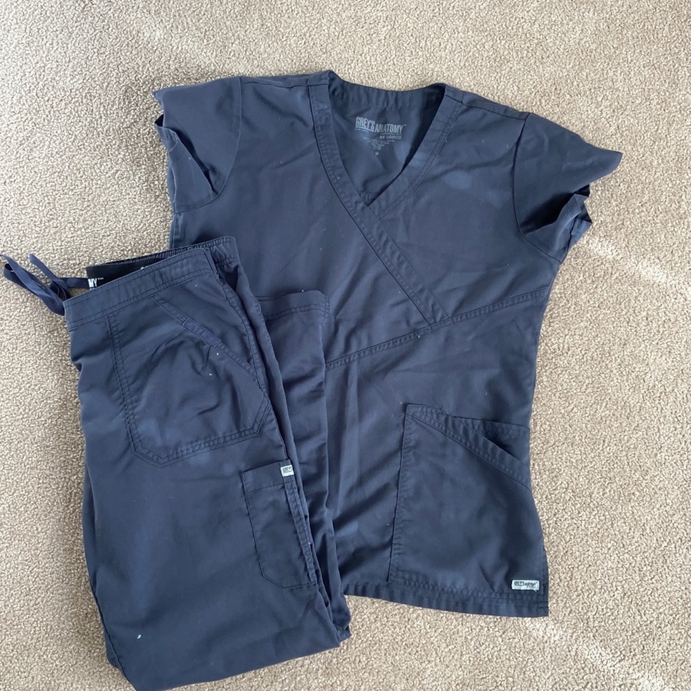 Greys Anatomy Scrub Set